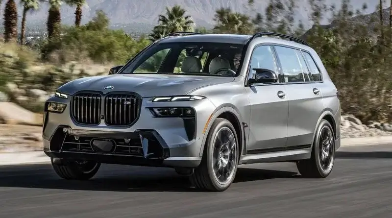 BMW X7 SUV extrior showdown