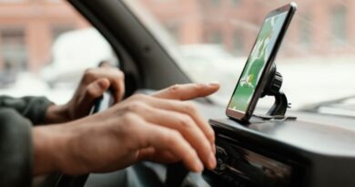 Best Car Phone Mounts for Thick Cases